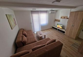 Studio Petrovac has Balcony rooms