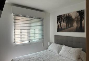 Ensino 22 has Balcony rooms