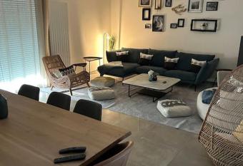 Villa de la Serenidad has Balcony rooms