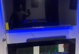 Louis vuitton versace Decor' Jacuzzi has rooms with a private hot tub