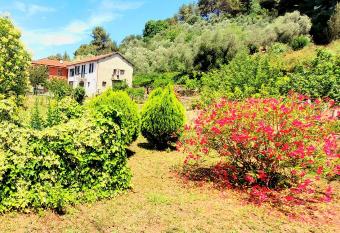 La casa di Simona has Smoking rooms