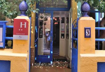 HOTEL RESTAURANT CORTIE has Balcony rooms