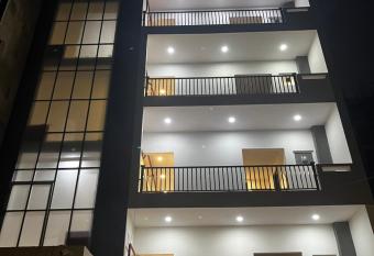 Roomquet comfort inn has Balcony rooms