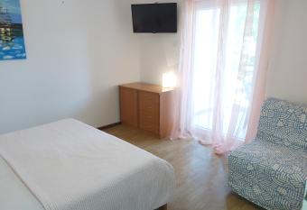 One bedroom apartment has Balcony rooms