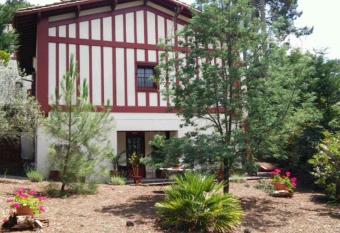 maison de charme has Balcony rooms
