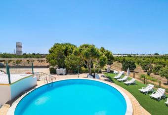 Quinta Alegre Tavira Moderno T2 has Balcony rooms