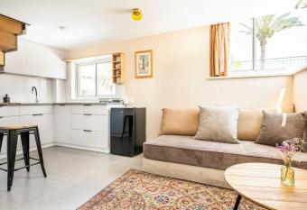 Earth & Heavens has Balcony rooms