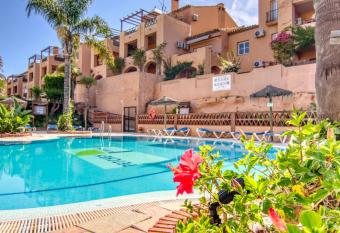 Apartamento Oasis has Balcony rooms