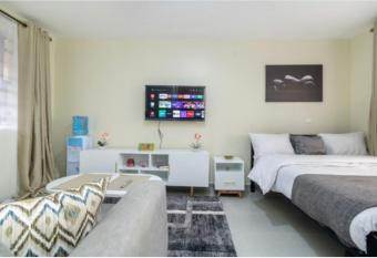 Cozy studio apartment allows 18 year olds to book a room