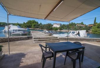 JOSIP A3 has Balcony rooms