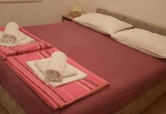 Apartmani Nika has Balcony rooms