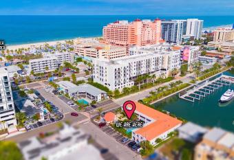 Tropical Breeze has Balcony rooms