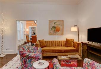 NEW! Orange Street Downtown Cottage allows 18 year olds to book a room