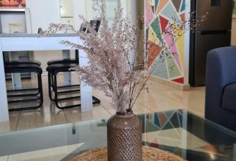 Appartement Moderne & Chaleureux has Balcony rooms