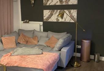 Schoene Eigentumswohnung in Meppen im Emsland allows 18 year olds to book a room