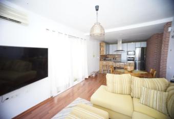 El Esplendor has Balcony rooms