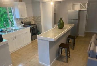 Jean Olive has Balcony rooms