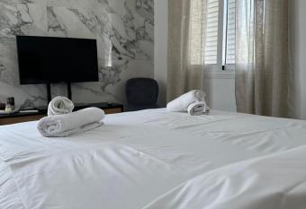 Orange Grove Nafpaktos has Balcony rooms