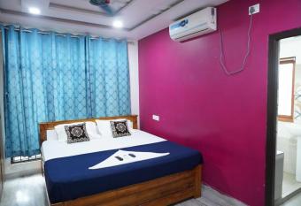 Sea side guest house vizag has Balcony rooms