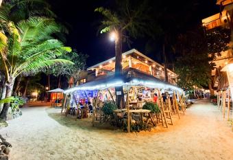 Cocoloco Beach Resort has Balcony rooms