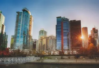 Waterfront yaletown oasis has rooms with a private hot tub