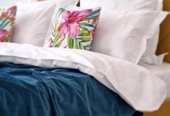 Better than Home / Mai bine ca Acas   allows 18 year olds to book a room