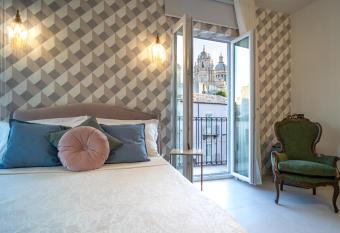 Maiolica Rooms allows 18 year olds to book a room