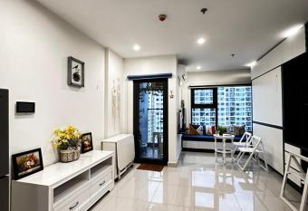 Vinhomes Grand Park #NasaVin #Studio #ViewHoBoi has Balcony rooms
