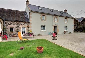 Ty Malou has Balcony rooms