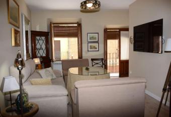 Casa Macarena Espectacular Plaza Mayor has Balcony rooms