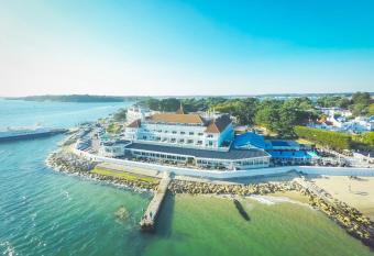 Haven Hotel allows 18 year olds to book a room