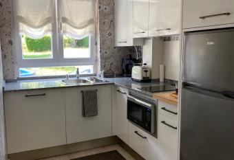 La Goleta has Balcony rooms