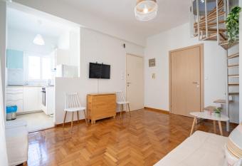 Piraeus 2 bedrooms 4 persons apartmnet by MPS has Balcony rooms