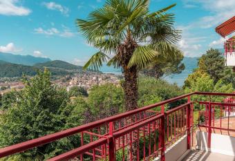 Appartamento 19 allows 18 year olds to book a room