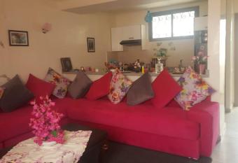 APPARTEMENT A MARBELLA BEACH MOHAMMEDIA has Balcony rooms