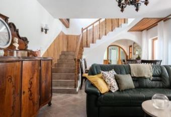 Brancs Rancs has Balcony rooms