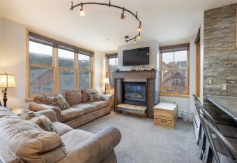 8256 Silver Mill condo has Balcony rooms