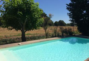 Maison avec piscine proche Contis plage (LANDES) has Balcony rooms