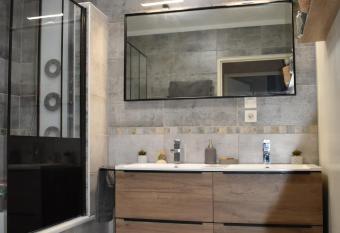 Appartement cosy a louer has Balcony rooms