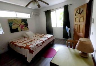 Teakehiva Lodge has Balcony rooms