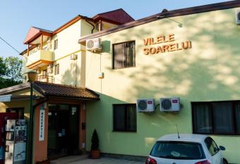 Vilele Soarelui has Balcony rooms