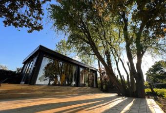 Bloom& Breakfast has Balcony rooms