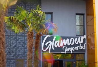 HOTEL GLAMOUR IMPERIAL allows 18 year olds to book a room