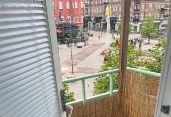 H  ssleholm Central Station 132-Square feet has Balcony rooms