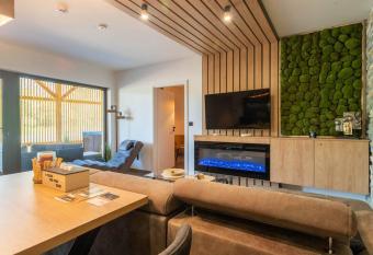 wellnessvrbice has Balcony rooms