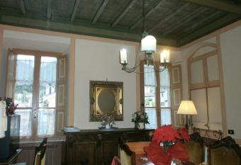 B&B Casa di Orazio Giubileo 2025 has Smoking/Balcony rooms