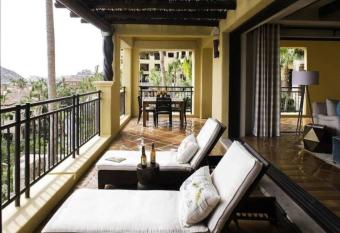 Sorrento Residence 4 BDR allows 18 year olds to book a room