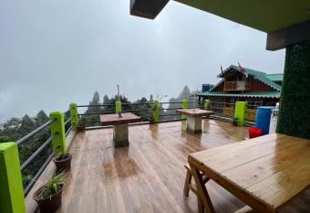 U.V. HOMESTAY has Balcony rooms