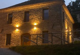 Agriturismo Il Mulino della Rocca has Balcony rooms