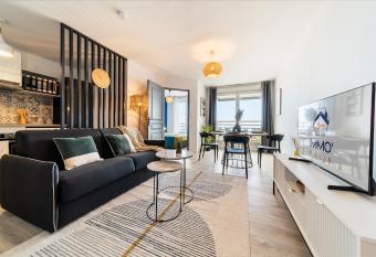 Appartement agr  able en centre has Balcony rooms